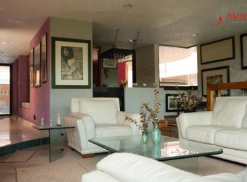 Casa · 974m² · 5 Recámaras · Casa en Venta en San Bernabé en Jerónimo Lídice