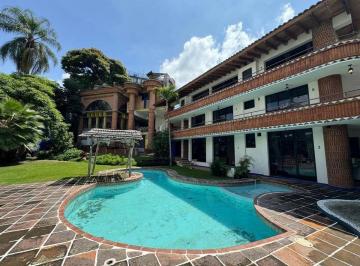 Edificio · 1100m² · 9 Recámaras · Hotel en Venta Cuernavaca