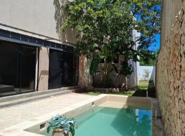 Casa en condominio · 286m² · 4 Recámaras · 4 Estacionamientos · Casa en Residencial Zendera, con Casa Club, en Conkal