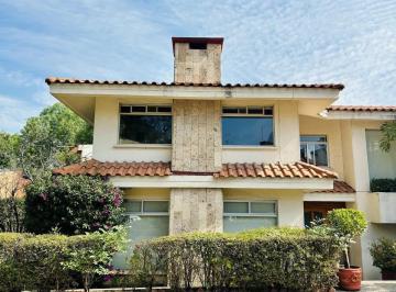 Casa · 394m² · 3 Recámaras · 3 Estacionamientos · Venta Casa en Lomas de Las Palmas