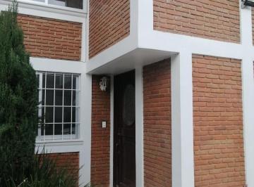 Casa · 132m² · 3 Recámaras · 1 Estacionamiento · Casa en Venta en La Mora Toluca