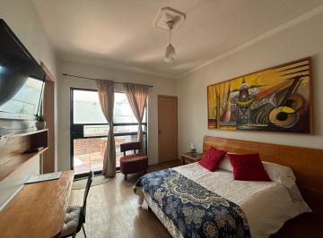 Casa de 5 habitaciones, Cuauhtémoc · Bonita Casa con Local Comercial a Dos Cuadras del Parque España y Parque México