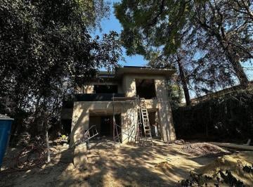 97e94ba562df167e3a1212ea3d693affd5d01058433f5513826c44690c235521 · Residencia Lomas de Chapultepec (Obra Negra)
