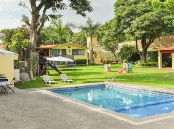 Casa · 480m² · 4 Recámaras · 7 Estacionamientos · Casa en Venta Jardines de Ahuatepec Cuernavaca Morelos