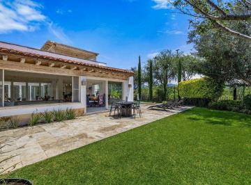 02539300d617e4b330568a0b081d4ef42e75beb538bc3294fd2004ddf79d96ef · Casa en Venta en Otomí Hípico, San Miguel – Amueblada y Lista Para Habitar