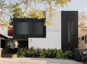 Casa de 5 habitaciones, Zapopan · Residencia en Venta en Las Cañadas