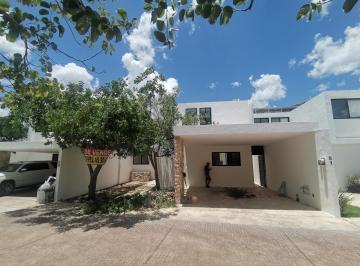 Casa · 180m² · 3 Recámaras · 2 Estacionamientos · Casa en La Bonita y Segura Privada Residencial Trinum