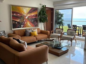 Departamento · 190m² · 2 Recámaras · 2 Estacionamientos · Departamento en Venta en Fraccionamiento El Sendero Residencial
