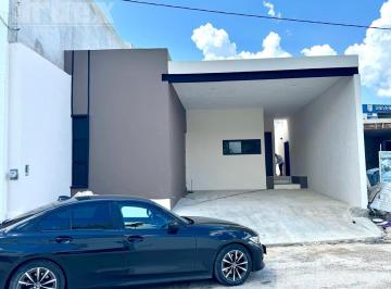 Casa · 215m² · 3 Recámaras · 2 Estacionamientos · Casa Residencial en Preventa en Col. San Arturo, Campeche