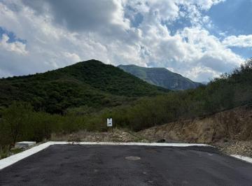 Terreno / Lote , Monterrey · Venta de Terrenos Faccionamiento en Privada Rodeado de Naturaleza