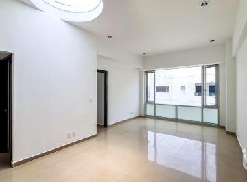 Departamento · 83m² · 2 Recámaras · 2 Estacionamientos · Luminoso PH con Rooftop Privado en Venta, Hipódromo Condesa