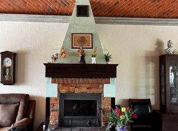 Casa · 212m² · 4 Recámaras · 1 Estacionamiento · Venta Casa Campestre Tequisquiapan Queretaro