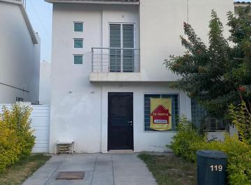 Fachada · Renta de Casa en Villa de Pozoz