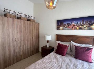 Casa · 69m² · 3 Recámaras · 1 Estacionamiento · Casa en Venta en Las Haciendas Queretar Recamara en Planta Baja, Av Peña Flor