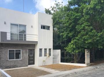 Casa de 3 habitaciones, Puerto Morelos · Casa en Venta 3 Habitaciones en Puerto Morelos