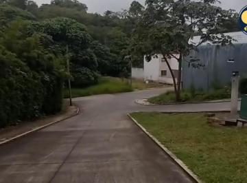 Terreno / Lote · 300m² · Terreno - Fraccionamiento San José