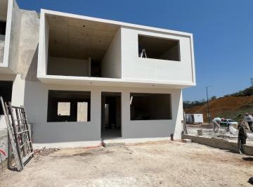 Casa · 150m² · 3 Recámaras · 2 Estacionamientos · Casa en Pre Venta