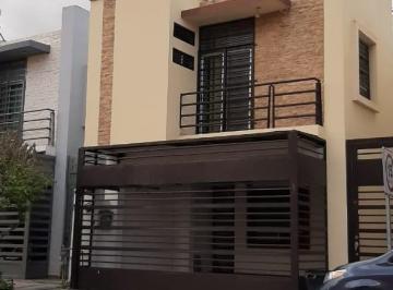 Casa · 200m² · 3 Recámaras · 2 Estacionamientos · Casa en Renta Amueblada y Equipada Privadas de Anahuac