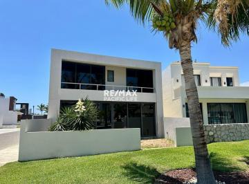 Casa · 300m² · 3 Recámaras · 3 Estacionamientos · Casa en Venta en Paraiso Marina - (4)