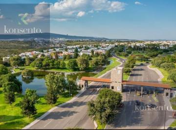Terreno / Lote · 721m² · Terreno en Venta
