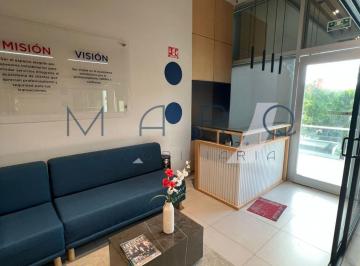 Recepción · Oficina Amueblada en Renta en Cancun