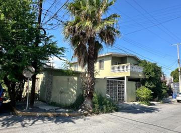 Casa de 5 habitaciones, Monterrey · Casa Venta en Argentina, Monterrey