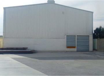 Bodega comercial , Saltillo · Bodega Industrial en Renta en Vito Alessio Robles