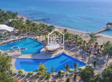 Departamento · 82m² · 1 Recámara · 1 Estacionamiento · Departamento 1 Recamara en Hotel All Inclusive Frente Al Mar
