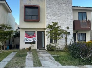 Casa de 3 habitaciones, Zapopan · Casa en Renta Fraccionamiento El Campestre