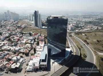 Local comercial · 404m² · Local en Venta Y/o Renta con Vista Panorámica, Titanium Zona Campanario