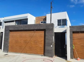 Casa de 3 habitaciones, Tijuana · Venta Casa Nueva (Atrás de Plaza Pacifico)