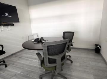 sala de juntas chica · Renta de Oficina Totalmente Equipada de 288 m² (Disponible en Septiembre)