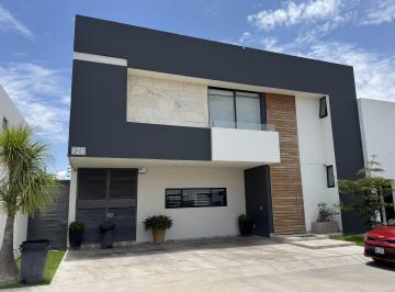 Casa de 3 habitaciones, León · Casa en Venta Lomas del Molino