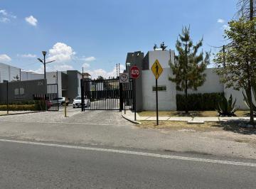 Casa · 175m² · 3 Recámaras · 1 Estacionamiento · Casav en Venta en Idilica Hacienda Serratón Zinacantepec
