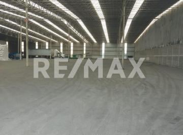 Bodega comercial · Bodega en Renta - (4)