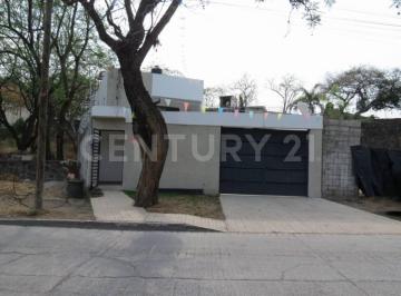 Casa · 200m² · Casa Nueva en Venta en Pedregal de Las Fuentes, Jiutepec, Morelos