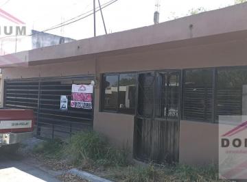 Casa · 250m² · 1 Recámara · 2 Estacionamientos · Casa en Venta en Los Arcos, Juarez N. L.