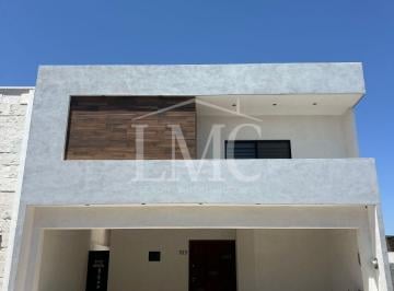 Casa de 3 habitaciones Renta MN 27,000 · Se Renta Bonita Casa en Fracc Privado Al Norte de Saltillo Excelente Ubicación