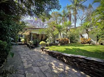 Casa en condominio de 3 habitaciones, Cuernavaca · Casa en Venta Fraccionamiento Exclusivo Vista Hermosa
