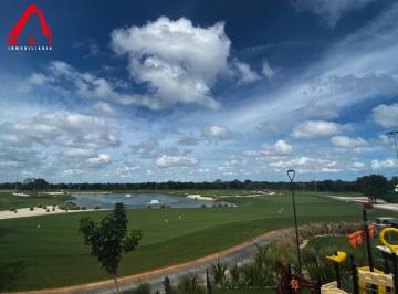 Terreno / Lote · 458m² · Terreno en Club de Golf