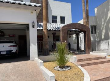 Casa · 4 Recámaras · 4 Estacionamientos · Casa en Venta en San Francisco Country Club