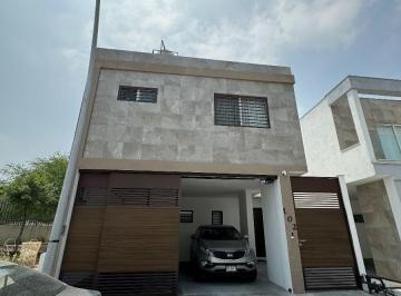 Casa de 3 habitaciones, Monterrey · Casa en Venta en Cumbres Monterrey