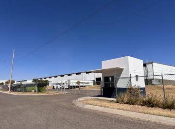 Bodega comercial · 7498m² · 16 Estacionamientos · Bodega / Nave Industrial en Renta en Irapuato