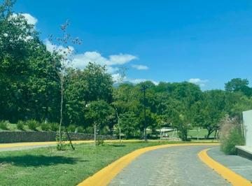 Terreno / Lote , Santiago · Terreno en Venta en El Pueblito de Santiago