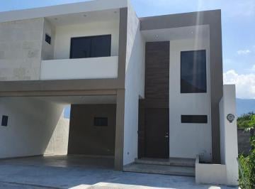 Casa de 4 habitaciones, Santiago · Casa en Venta, en Amorada en Carretera Nacional, Monterrey Nuevo León.