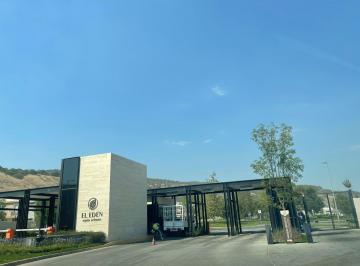 Terreno / Lote , Tlajomulco de Zúñiga · Excelentes Terrenos en El Eden Juntos Frente a Parque.