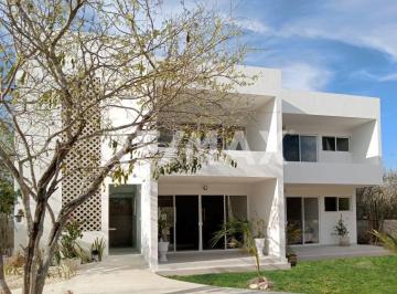 Casa · 381m² · 4 Recámaras · 4 Estacionamientos · Casa en Venta Dividida en 2 Departamentos en Kantara Residencial Al Norte de Mérida - (4)