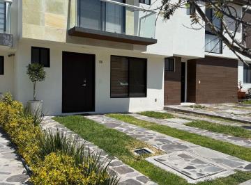 Casa en condominio de 3 habitaciones, El Marqués · Casa Amueblada en Renta en Zibata Condominio Residencial Thandi Queretaro