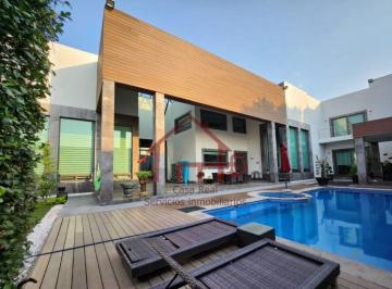 Casa de 5 habitaciones, Saltillo · Se Vende Moderna Residencia, en Fracc Villas de San Miguel, Saltillo Coah