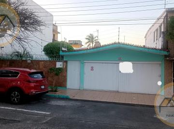Casa · 812m² · 6 Recámaras · 5 Estacionamientos · Casa en Venta en Colonia Ignacio Zaragoza